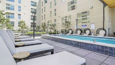 Luxury Central City Escape - Foto 2, sunbed