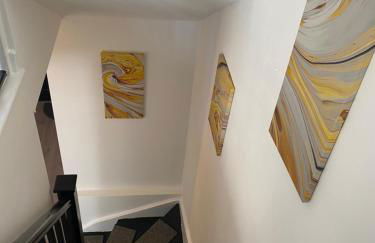 Luxury-Style Retreat in a Quiet Village - Foto 15