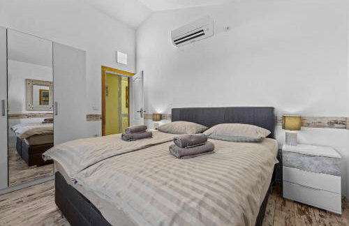 Villa Emely for 8 people near Porec with heated pool & jacuzzi - Foto 18