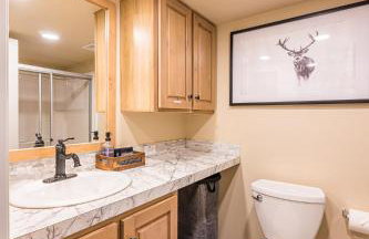 ElkCreek Inn Creekside tiny home - Foto 2