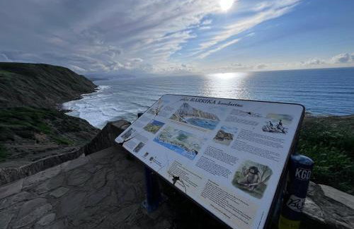 Tu refugio junto al mar te espera - Foto 12