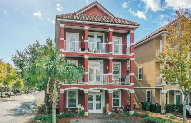 Coral By Avantstay Gorgeous Three Story Home w/ Two Balconies - Foto 1