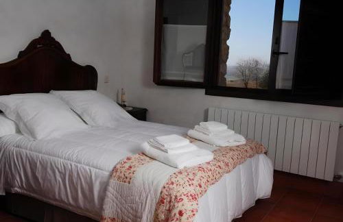 Casa Rural Enorme con BBQ & Horno Leña ideal para Familias - Foto 11