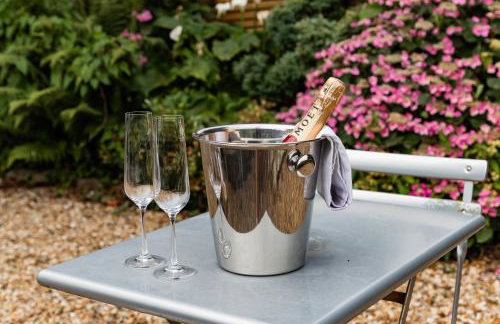 2 Chatsworth Riverscape Apartments - Peaceful apartment in great location with free parking overlooking the Gannel just a short walk from Newquays incredible beaches and local amenities - Foto 20