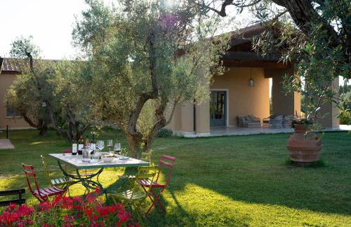 Agriturismo Tra gli Ulivi, Chiappini Winery - Photo 55