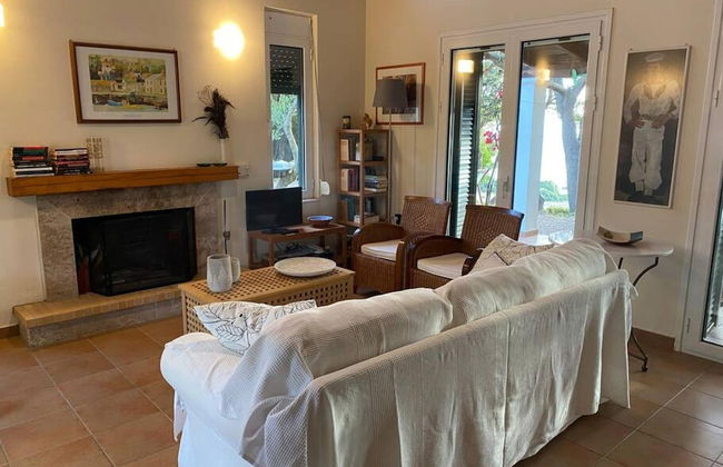 Secluded Seaside Villa w Garden Sea-sunset View - Foto 10