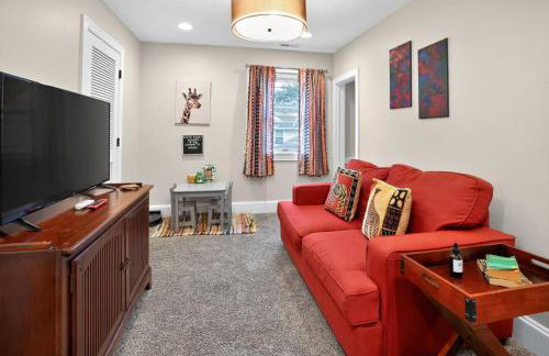The Cherry St House|Dog Friendly |Sleeps 10 |Near MSU - Foto 22