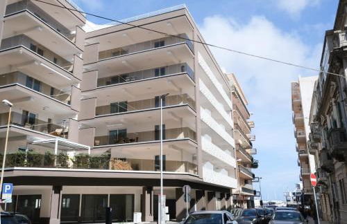 Milazzo Holiday Apartments&Rooms - LiveLoveTravel - Foto 1