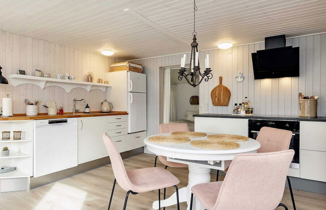 4 Person Holiday Home in Karrebaeksminde - Photo 15