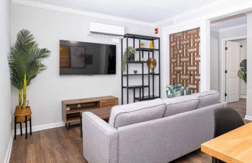 Sojourn Beach Side Paradise Cove Suite - Photo 14