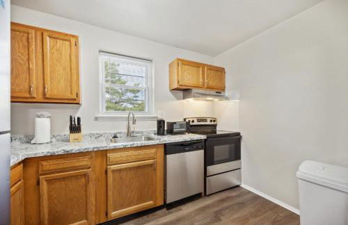 PineBrook 1406 I 2br Garden Style Apartment ! - Foto 13