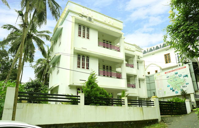 OYO 15916 Home Cozy 2BHK Kalpetta - Foto 24