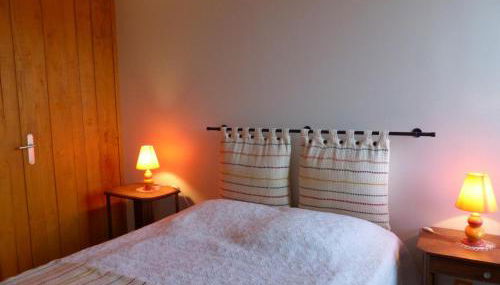 Gîte Indépendant Près de Le PAL avec Wifi et Animaux Acceptés - FR-1-489-51 - Foto 5