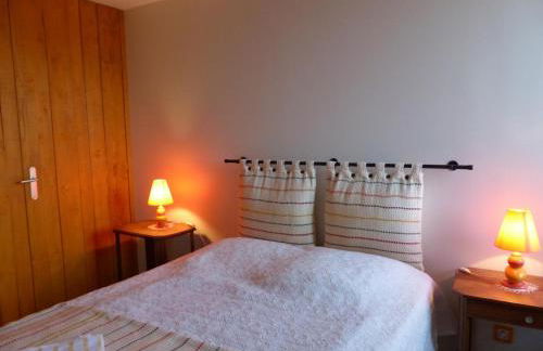 Gîte Indépendant Près de Le PAL avec Wifi et Animaux Acceptés - FR-1-489-51 - Foto 5