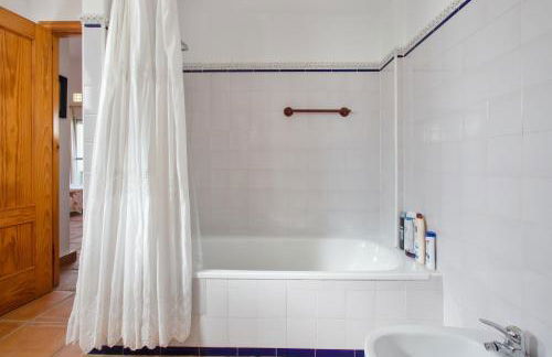 Charming villa in Sanlúcar de Barrameda with private pool - Photo 19