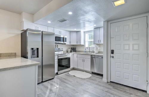 Steps to Dtwn Gilbert! Condo with Furnished Porch - Foto 11