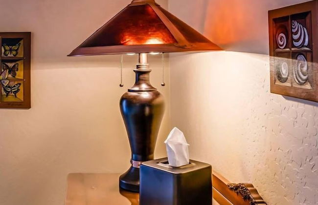 Redtail Suites ~ Entire Home ~ Sleeps 12 ~ Tesla Station - Foto 24