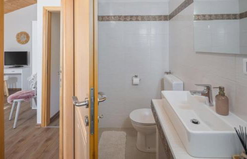 Beautiful Home In Brest Pod Uckom - Foto 30