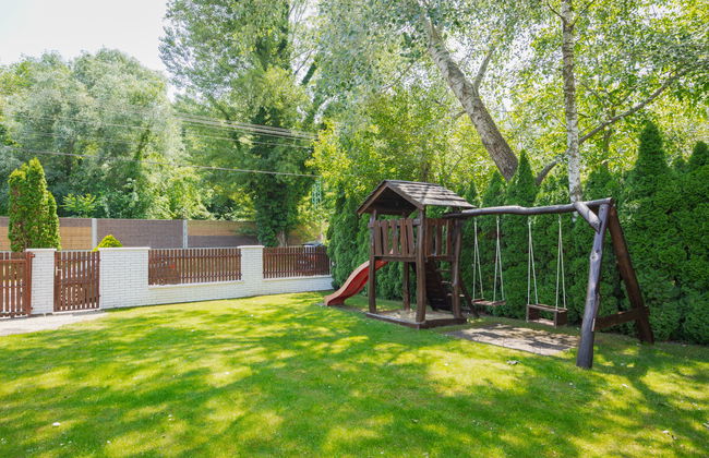 4 bedroom Apartment in Balatonszárszó with garden and terrace - Photo 27