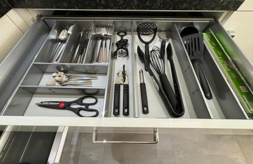 Luxury Canal-side Apartment, Hemel Hempstead, Free parking, Perfect for Contractors - Foto 27