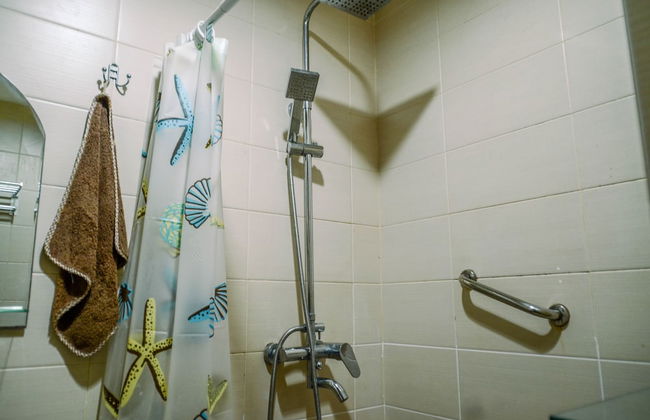 Nice And Warm 1Br At Belmont Residence Puri Apartment - Foto 12