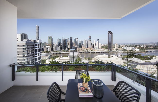 Ivy and Eve Apartments by CLLIX - Photo 1