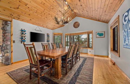 LogLand Lakehouse in Arbor Vitae WI - Foto 12