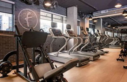 Balcony View and King Beds Walk to Golden 1 Center - Foto 23