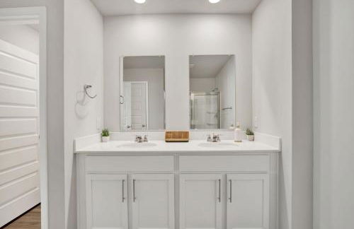 5kings Pool pickle-ball 100"TV PS5 fishing pond - Foto 31