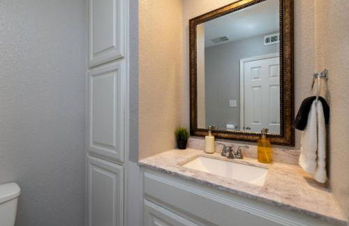 World Cup Group Stay w/ Covered Terrace - Foto 12