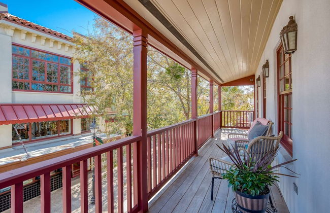 110 St. George Street - Photo 3