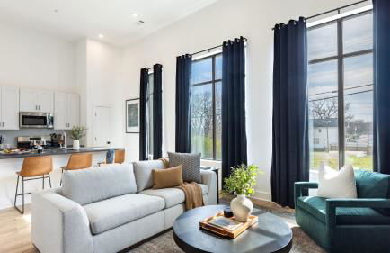 The Heights by AvantStay - Photo 1