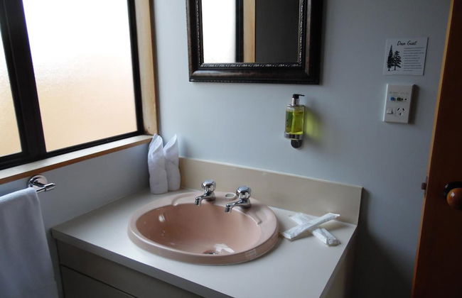 Pinewood Motels - Foto 31