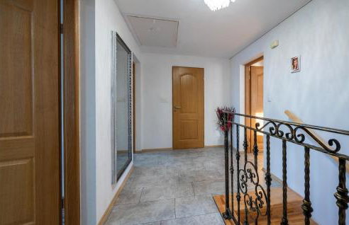 Amazing Apartment In Krsan With Wifi - Photo 20