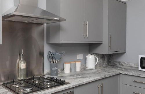 York Family Luxury Cabin with hot tub - Photo 29