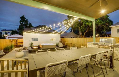 Zen Haus* Lavish Getaway w/ Gym, Sauna, Hot Tub - Foto 66