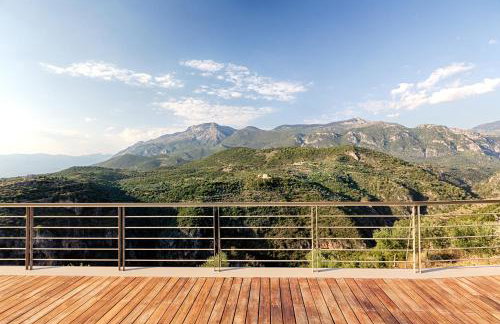 Euphoria Suites - Photo 33