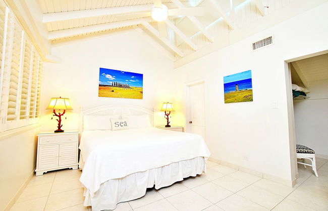 Villas of the Galleon - Photo 9