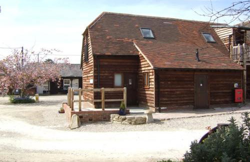 Millbrook House Apartments 8 - Photo 17