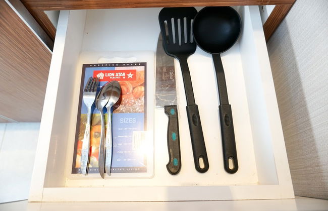 Modern Studio Apartment at Cinere Resort - Photo 9