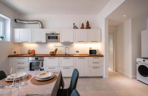Vivi Milano B - Elegant & Bright 5-Bedroom Flexible Apartment Near Fair with Free Parking - Foto 27