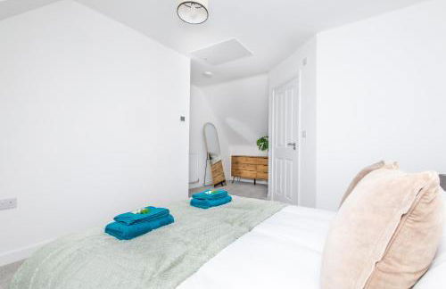 Willow by Alt-Stay - 3 Bed Home - Parking, WiFi & EV Plug - Contractors & Relocations - Weekly & Monthly Rates - Foto 18