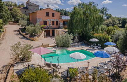 Villa San Lorenzo - Hilltop Villa With Private Pool, Jacuzzi & AirCO - Photo 47