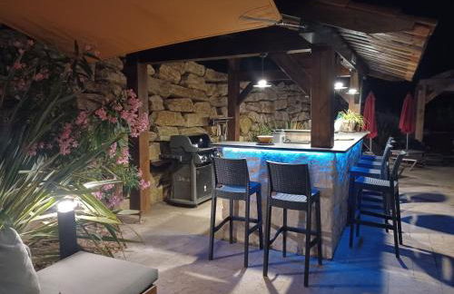 Maison en pierre, piscine, spa - Foto 27