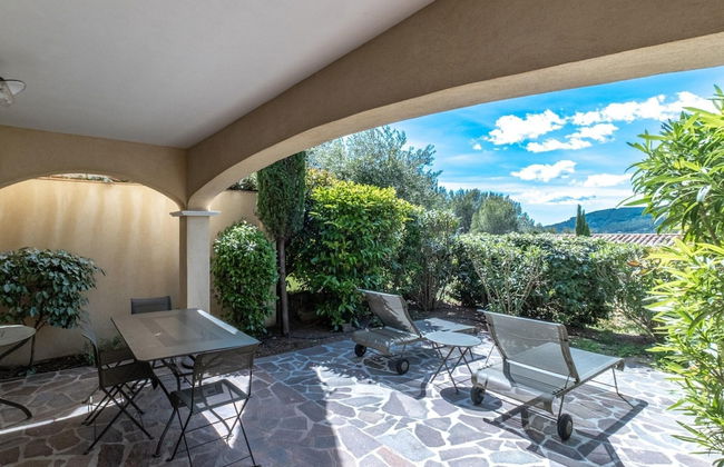 Terraced House in Domaine de Saint-endreol With Golf, SPA and Communal Pool - Photo 36