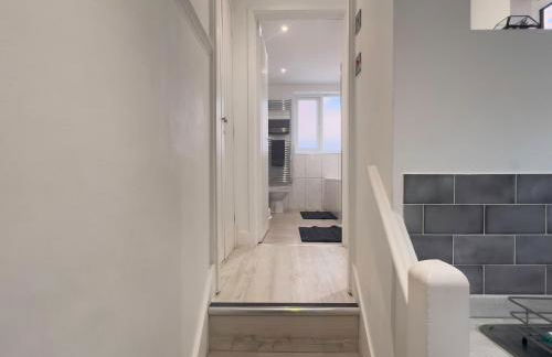 The Dragon Pad Boutique Apartment - Photo 15