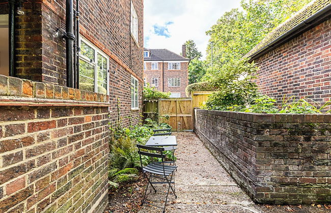 1930's Period Property in Leafy Suburb - Foto 25