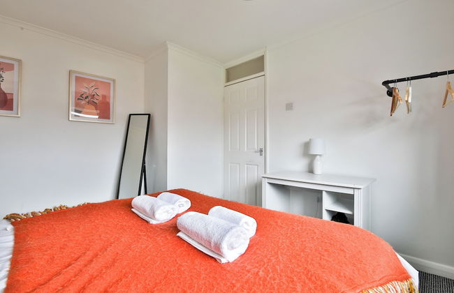 3 Bed House with Private Parking - Foto 6