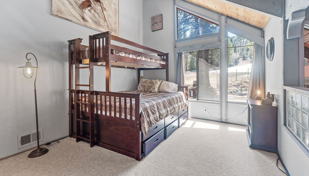 Ski-in Ski-out Summit Townhouse - Foto 2, Habitación