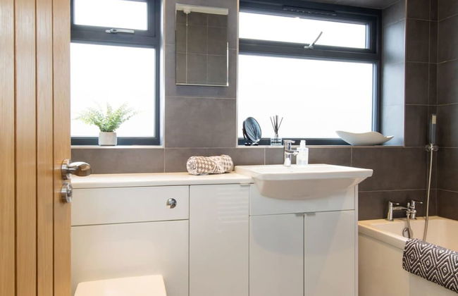 Designer Family Escape Hot Tub Steps to Beach - Photo 23